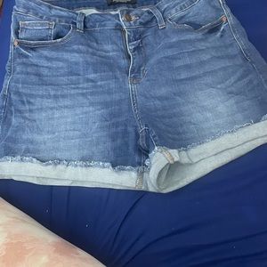 Judy blue Jean shorts